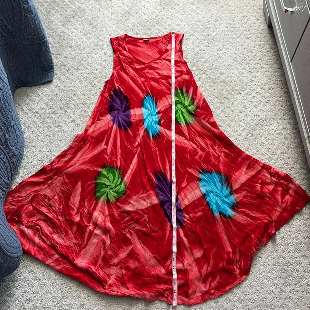Vibrant Red Tie-Dye Sleeveless Sharkbite Midi Dress - Picture 7 of 10